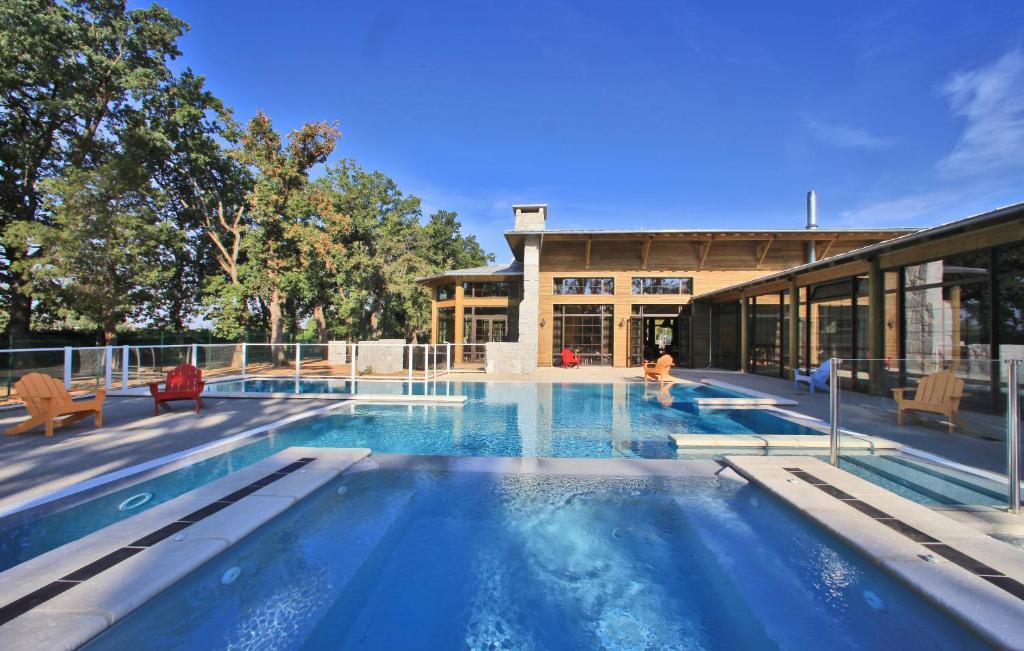 Albirondack Camping Lodge & Spa Exterior photo
