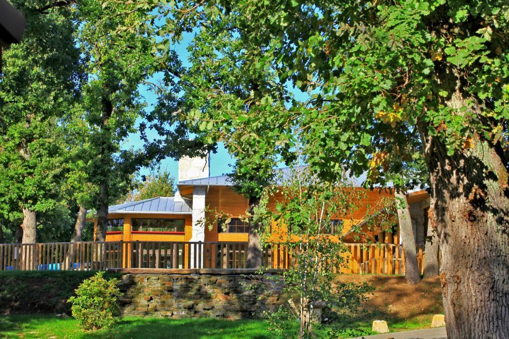 Albirondack Camping Lodge & Spa Exterior photo
