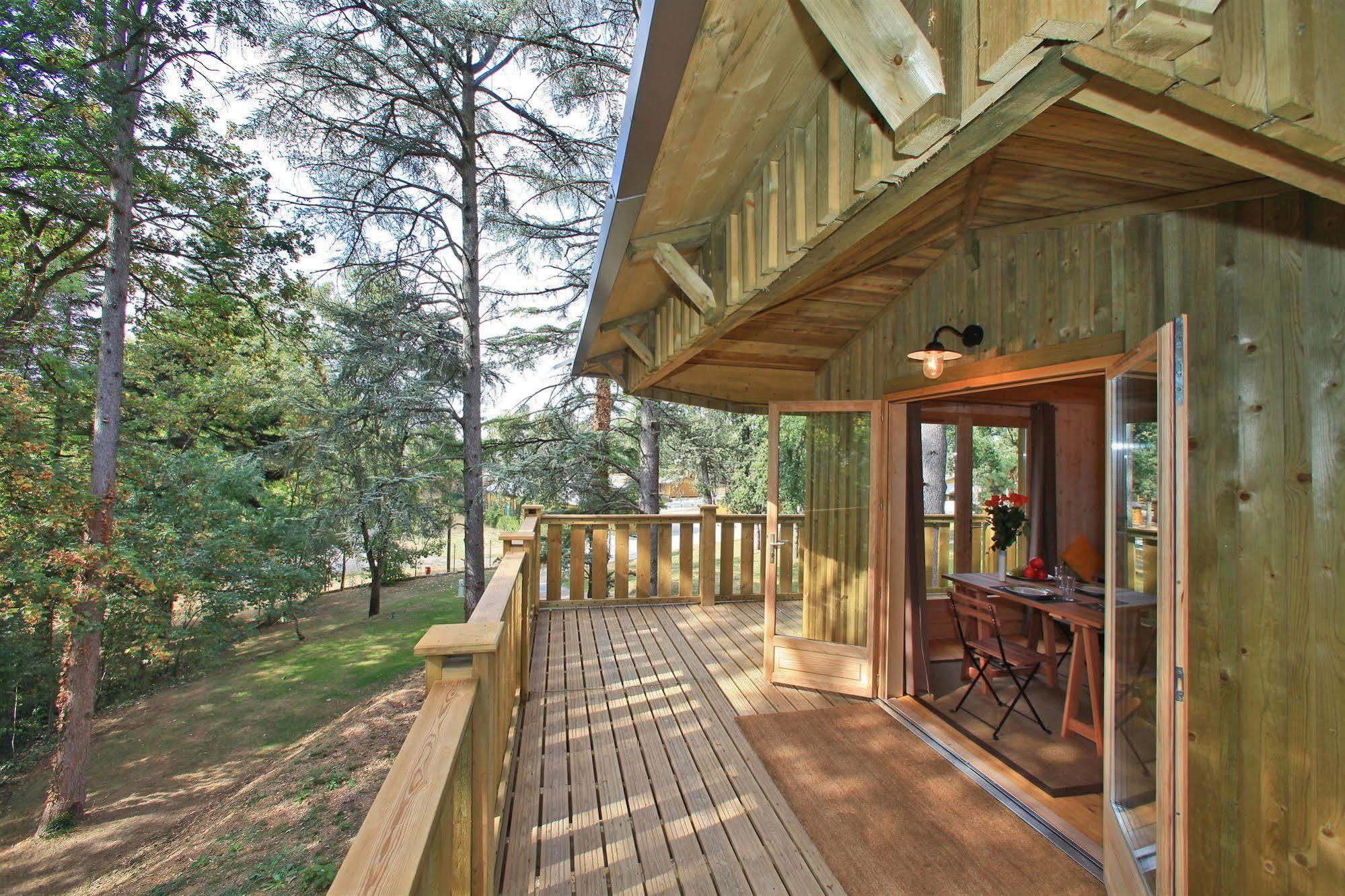 Albirondack Camping Lodge & Spa Exterior photo
