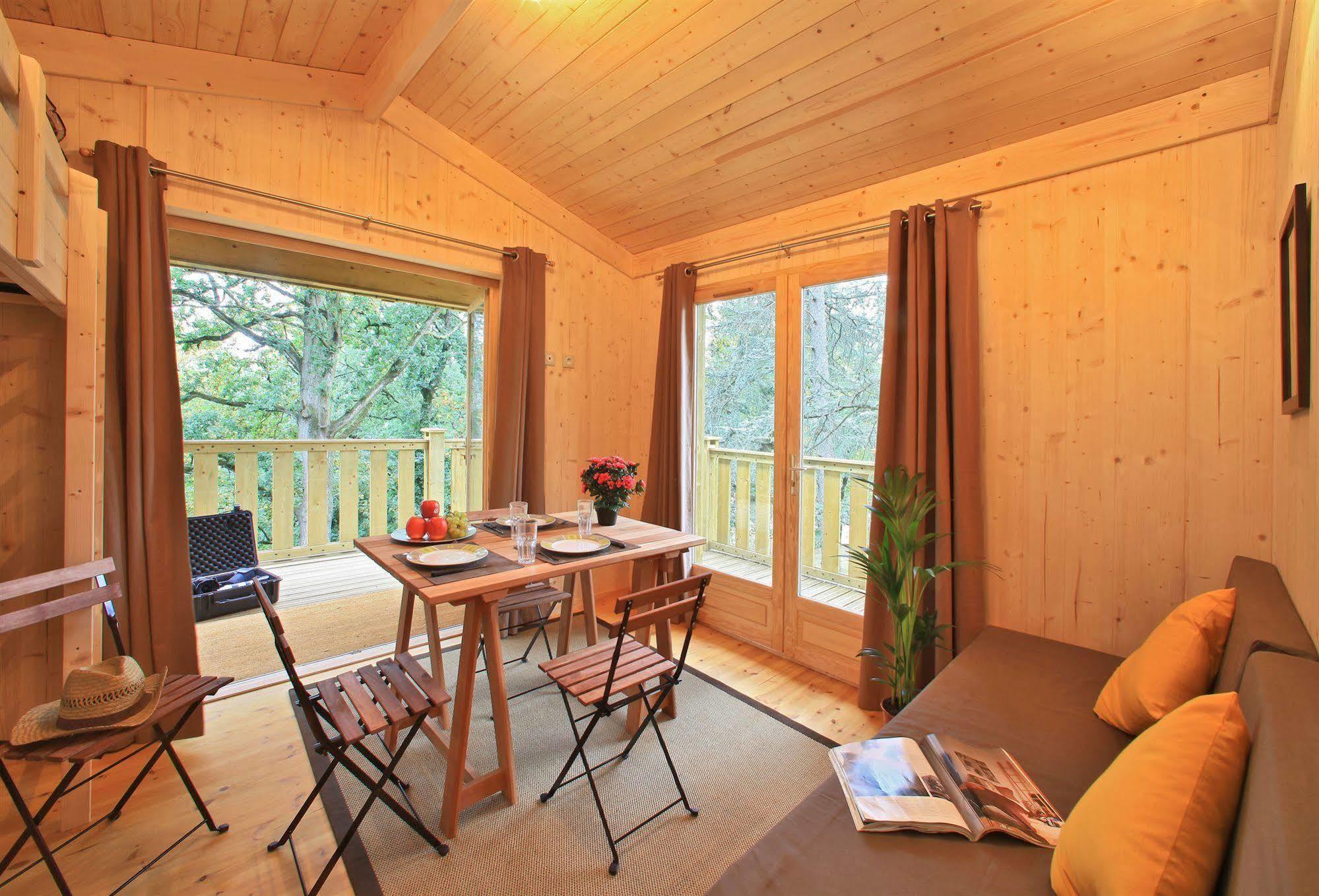 Albirondack Camping Lodge & Spa Exterior photo